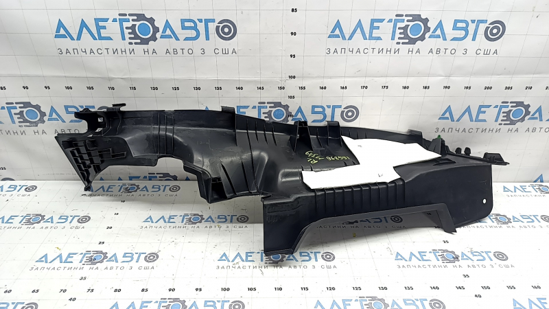 Ornament montan spate stânga inferior pentru Mazda 3 19-22 4d, negru, fabricat în Japonia, zgârieturi