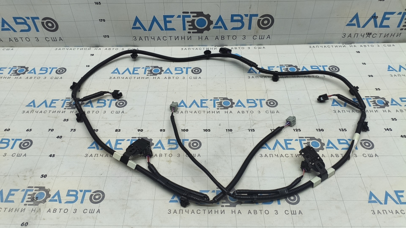 Проводка переднего бампера Toyota Prius 50 16-18 под парктроники