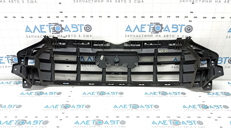 Каркас решетки радиатора grill Audi Q5 80A 21-25