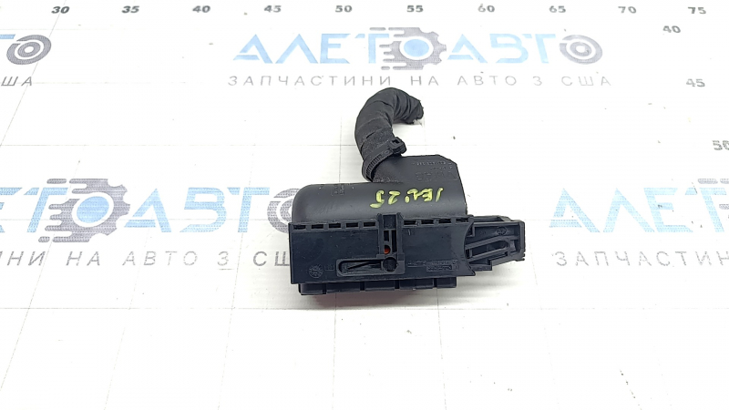 Фишка на блок ECU компьютер двигателя VW Jetta 25-26 1.5T большая