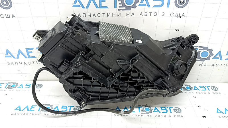 Фара передняя левая в сборе Audi Q5 80A 21-25 LED