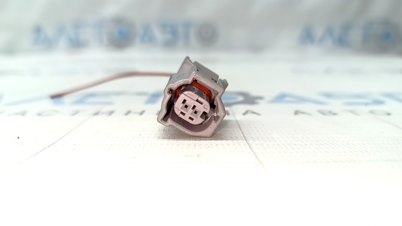 Фишка на Warning Buzzer Toyota Prius 50 16-22