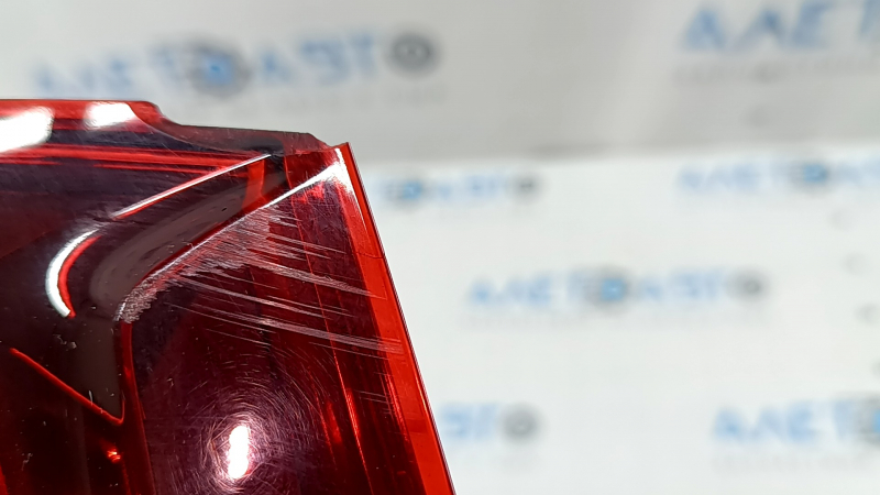 Far LED stânga Audi Q5 80A 21-24 fără animație, ciobit, crăpat, zgârieturi