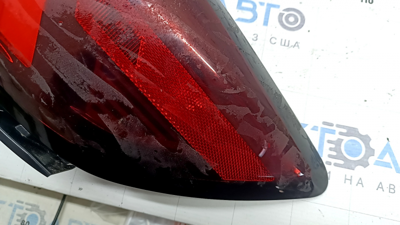 Фонарь внешний крыло правый Ford Escape MK4 23-26 LED, в клее
