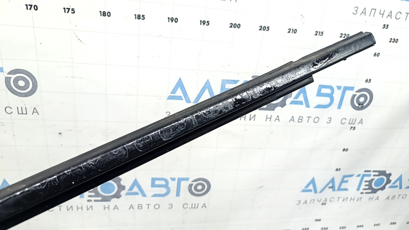 Ornamente geam ușă, central față stânga, Ford Escape MK4 20-26 mat, lipit
