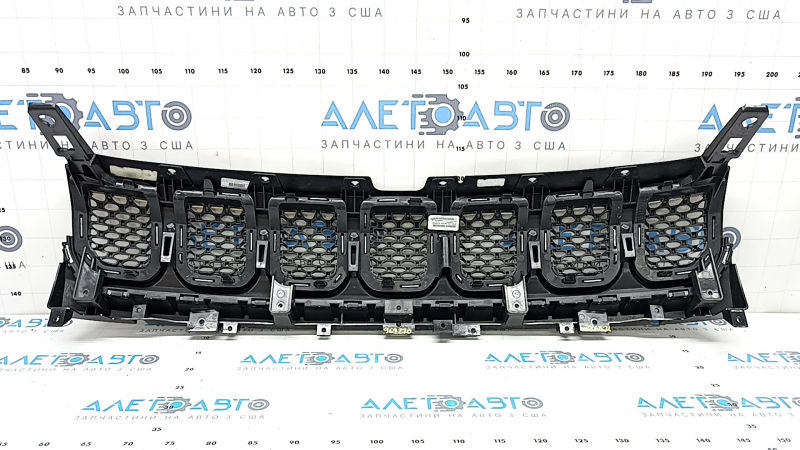 Ansamblu grilă radiator Jeep Compass 22-23, 3 piese, inserții cromate
