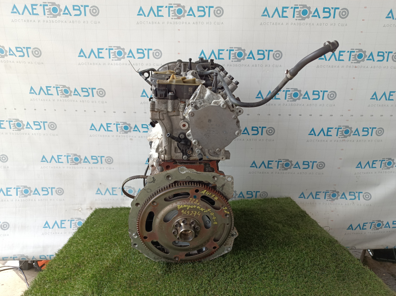 Motor Audi A4 B9 17-19 2.0T CYMC 188k, pornit, 9-9-9-9, zgârieturi, bloc ruginit