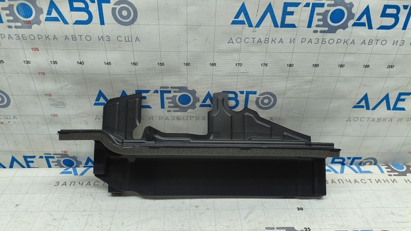 Дефлектор радиатора правый Kia Sorento 21-24 HEV, PHEV