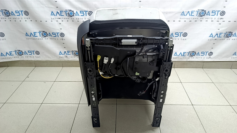 Scaun pasager Mitsubishi Outlander 22-26 cu airbag, electric, încălzit, piele gri, curățabil chimic