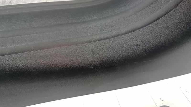 Ornamente prag ușă stânga față Jeep Compass 17-26, negre, zgârieturi