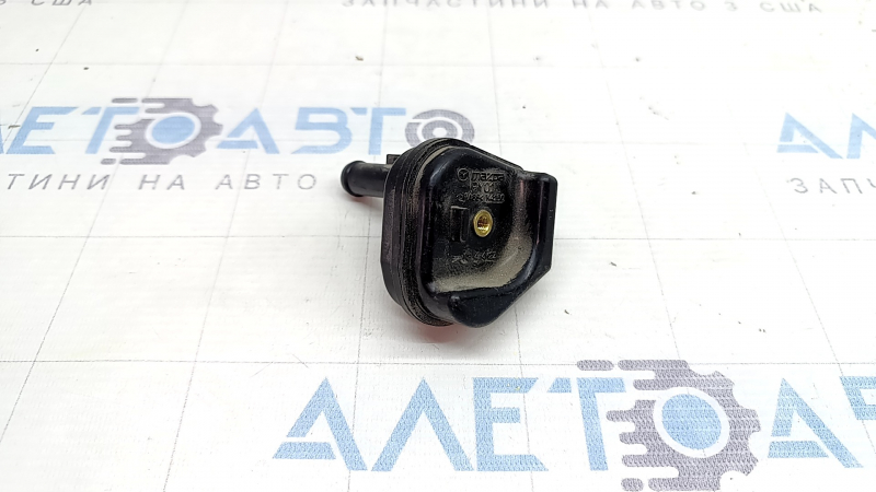 Клапан продувки топливных паров Mazda 3 19-20 2.5 тип 2