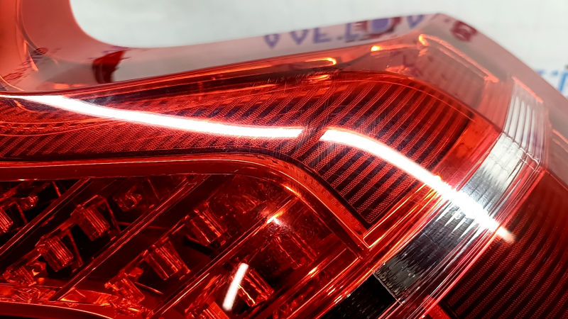 Lampă LED aripă exterioară dreapta Volvo XC90 16-26, lumină, zgârieturi