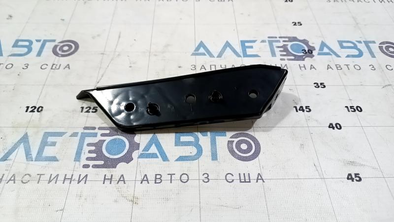 Крепление переднего бампера на крыле правое Ford Fusion mk5 17-20