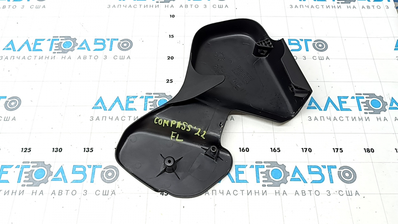 Накладка боковая водительского сиденья правая Jeep Compass 17-26 черная, под электро, потерта
