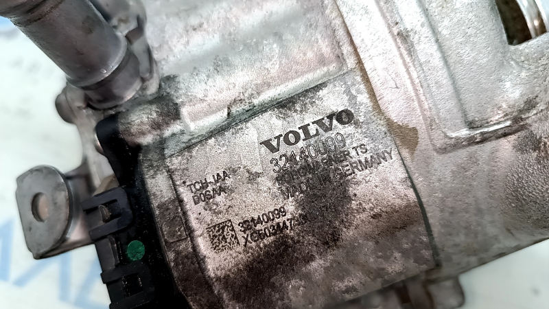 Компрессор Volvo XC60 22-23 B6 в сборе 77к