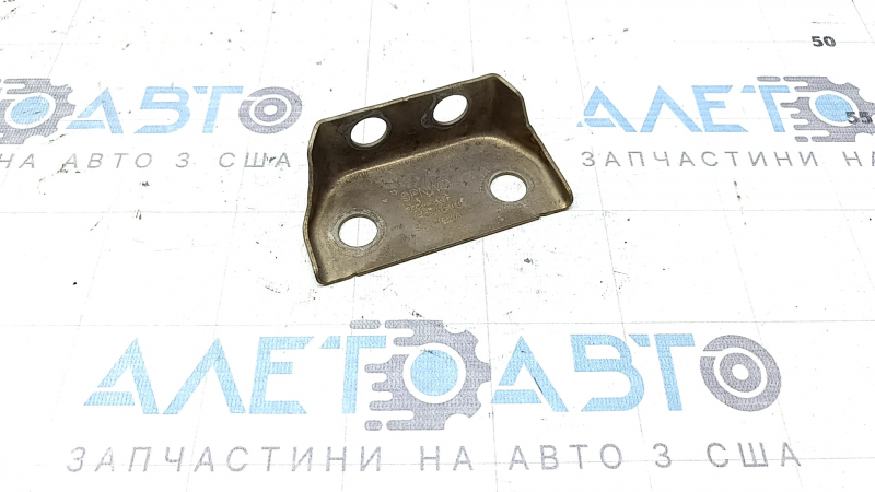 Кронштейн катализатора Volvo XC60 22-26 B5, B6 верхний