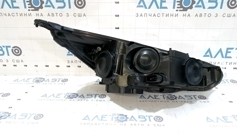 Far stânga față goală Ford Focus mk3 15-18 restilizat halogen lumină nouă neoriginală