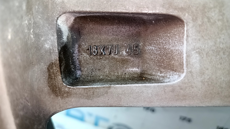 Jantă R18x7J ET45 Mazda 3 19-24 argintie, bordură deschisă la culoare