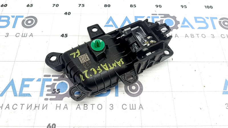 Ручка двери внутренняя передняя левая Hyundai Santa Fe 24-26 хром