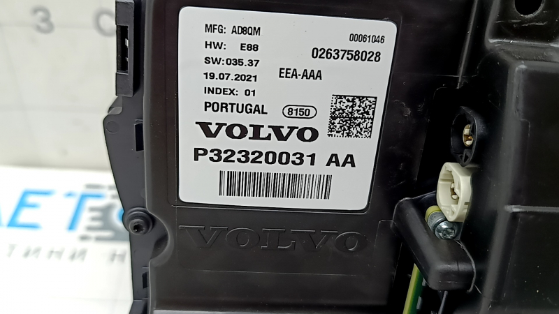 Щиток приборов Volvo XC60 20-24 в сборе, большой дисплей под проекцию, 77к