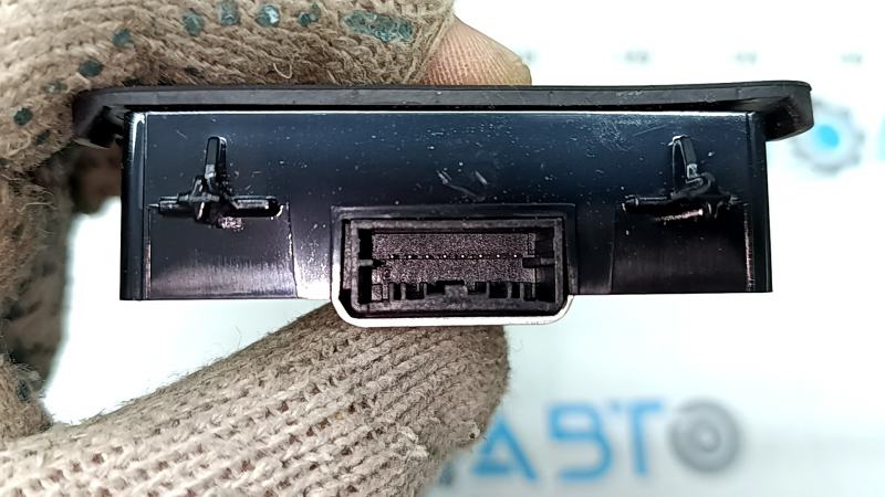 Încărcător wireless Volvo XC60 18-26