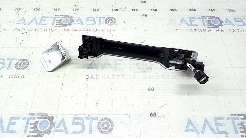 Ручка двери внешняя передняя левая Hyundai Santa Fe 24-26 keyless, с подсветкой, 2 части