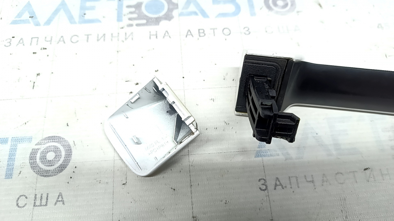 Ручка двери внешняя передняя левая Hyundai Santa Fe 24-26 keyless, с подсветкой, 2 части
