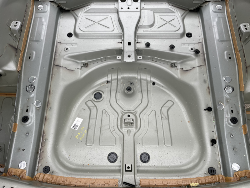 Volvo XC90 16-17 T5, T6 portbagaj pe caroserie