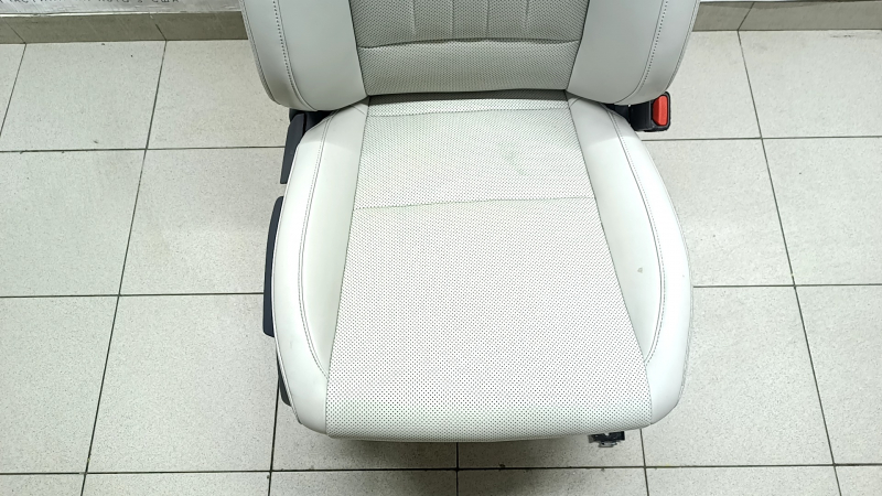 Пассажирское сиденье Hyundai Santa Fe 24-26 с airbag, электро, подогрев, кожа серая, под химчистку