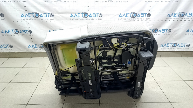 Bancheta stânga spate, rândul 2, Hyundai Santa Fe 2024-2026, cu airbag, piele gri, cu centură și cotieră, electrică, curățabil chimic