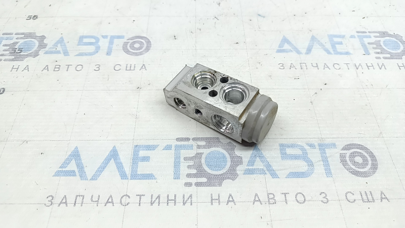 Клапан системы кондиционирования Hyundai Santa FE 24-26 HEV, 2.5
