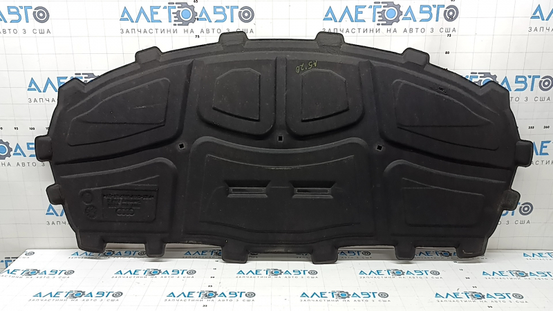Изоляция капота Audi A5 F5 17-25 надрыв