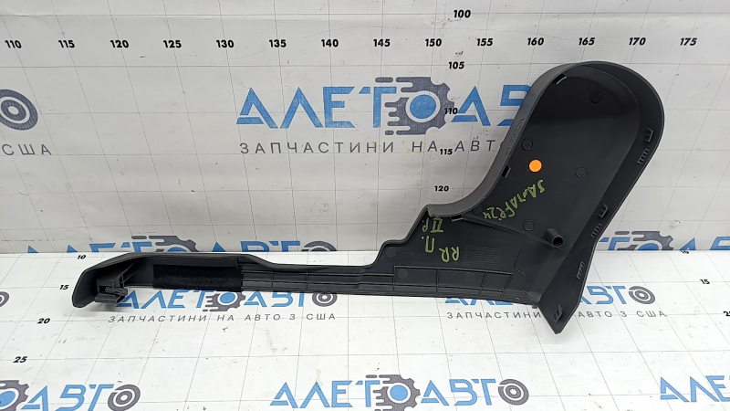 Накладка сиденья заднего правого сиденья 2-го ряда правая Hyundai Santa Fe 24-26 темно-серая