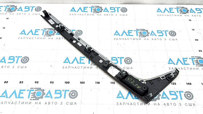 Panou decorativ consolă centrală Audi A5 F5 18-25, lemn de nuc, zgârieturi