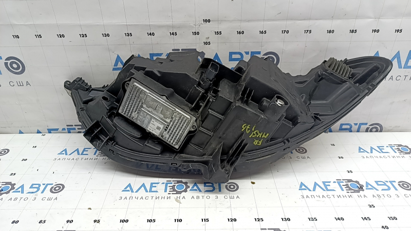 Ansamblu far dreapta față pentru Ford Fusion mk5 17-20 LED, cu DRL, polizabil, ciobit