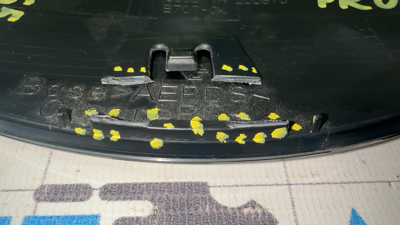 Emblemă grilă radar Lexus RX350 20-22, suport rupt