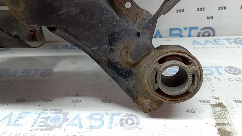 Подрамник задний Ford Fusion mk5 13-20 FWD ржавый, микротрещины 2 С/Б