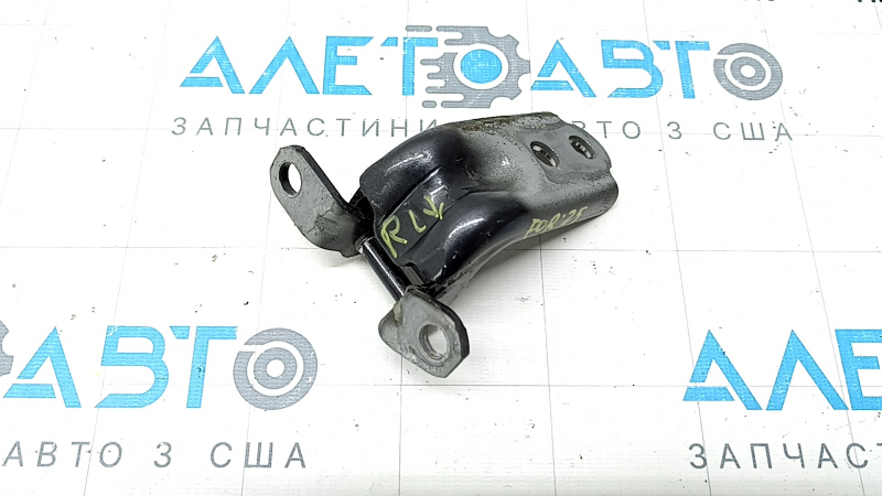 Петля двери нижняя задняя левая Subaru Forester 25-26