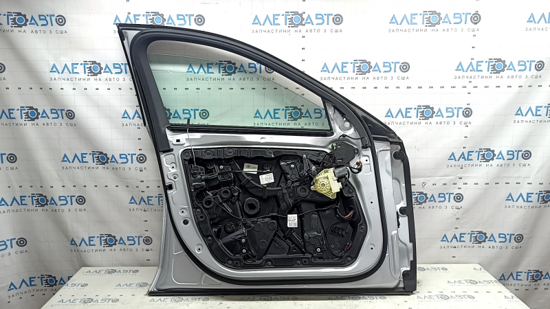 Дверь в сборе передняя левая Mercedes W213 E 17-23 серебро 775, keyless, тычка