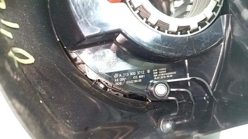 Ansamblu comutator coloană direcție Mercedes W213 E17-19 cu volan încălzit, fără cameră, ornamente negre