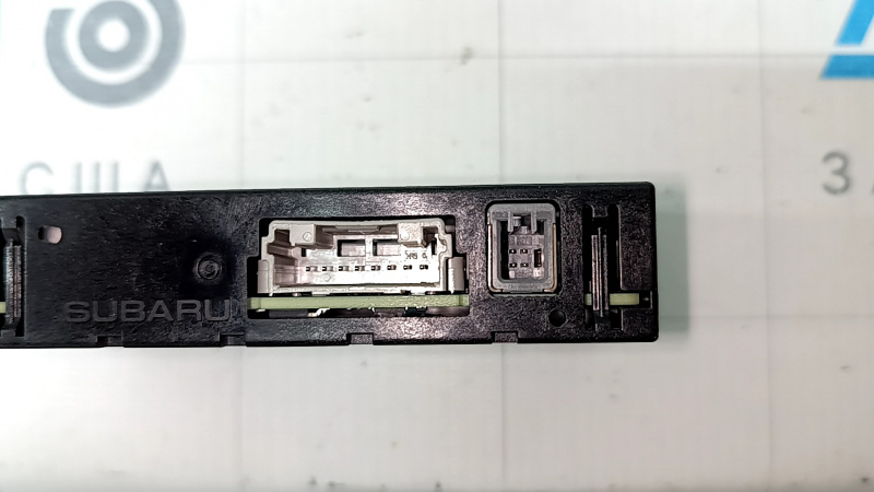 USB Hub, AUX передний Subaru Forester 25-26