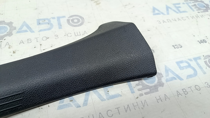Ornamente prag interior față stânga pentru Mercedes W213 E 17-23, negru, zgârieturi