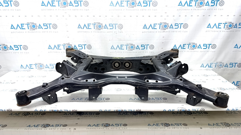 Подрамник задний Subaru Forester 25-26 2.5
