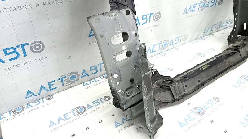 Телевизор панель радиатора в сборе Subaru Forester 25-26