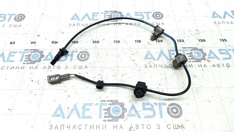 Датчик ABS задний левый Subaru Forester 25-26