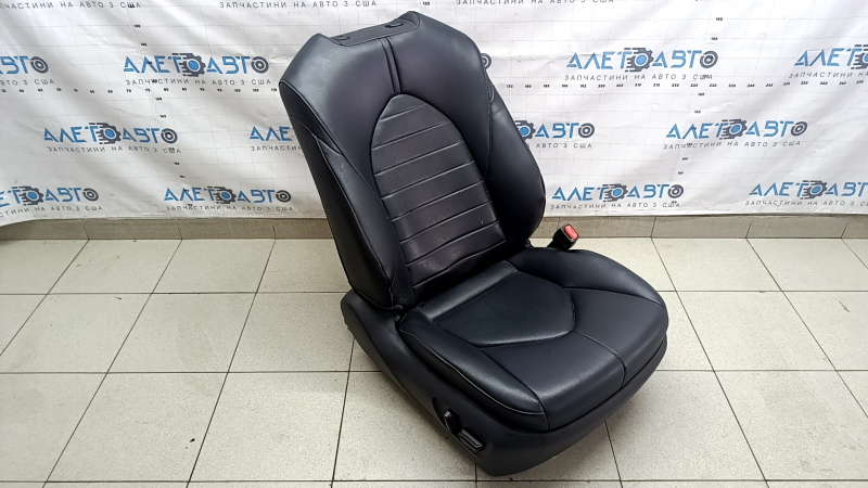 Пассажирское сиденье Toyota Highlander 22-23 с airbag, электрическое, подогрев, кожа черная, XLE, под химчистку
