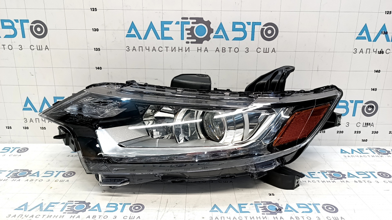 Far stânga față pentru Mitsubishi Outlander 2016-2016