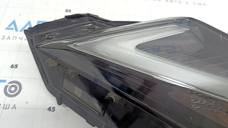 Фара передняя левая в сборе Lexus UX200 UX250h 19-20 не полный LED, под птф, сколы, царапины