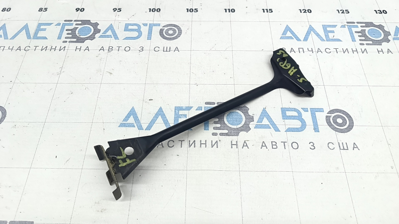 Кронштейн решетки радиатора grill левый Kia Sportage 23-25 X-Line, X-Pro