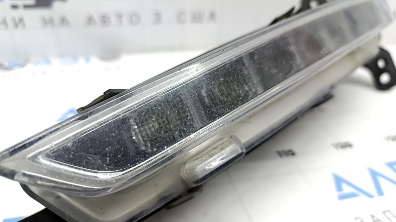 Противотуманная фара птф левая Lincoln MKZ 17-20 сколы, сломано крепление